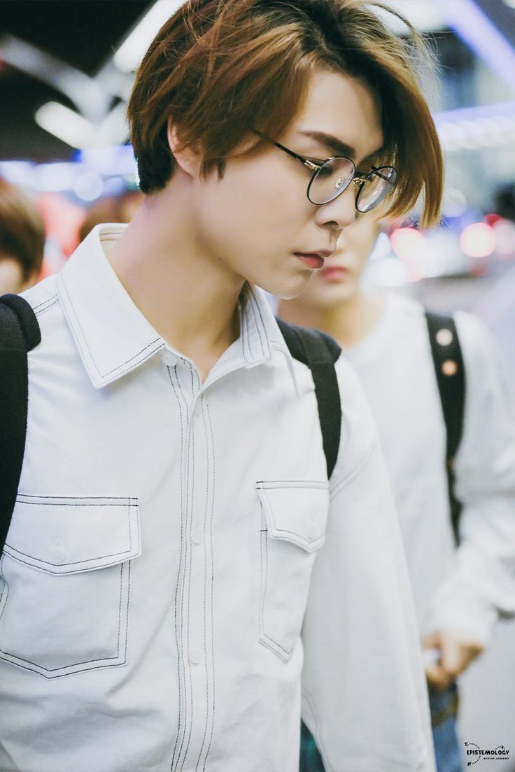 JaePeach214's tweet photo. To the One who's giving me inspiration, to my love #JOHNNY_SEO 😊😘😍

 Johnny please notice me 😆
#NCTzenSelcaDay @NCTsmtown @SM_NCTGLOBAL https://t.co/pAZvhtF3Tn
