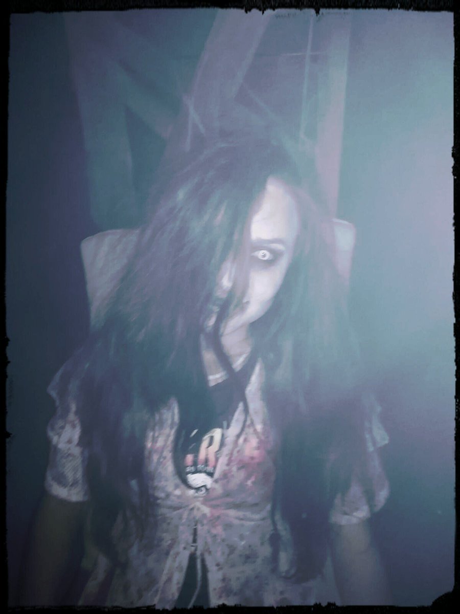 Ella sólo quiere su muñeca... #PasajeDelTerror #Halloween #Halloween2017.