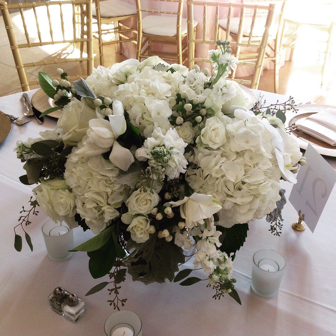 One of our favorite centerpieces.  Flowers are always a good idea.  #heysidelines