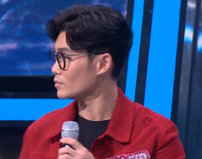 bellechanson14's tweet photo. @BSKworld Amazing and witty MC vocalist #KimBumSoo at SBS music program #FantasticDuo Ep. 28 😂🤣❤ #fanduo #김범수 #キム・ボムス  #КимБомСу #金范秀 https://t.co/NqZMhzPXuH