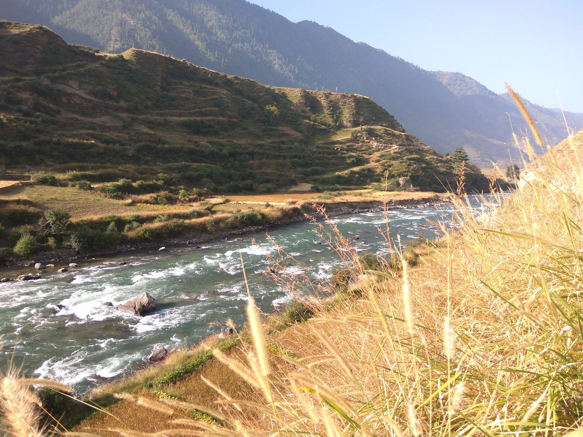 bhawanashakya's tweet photo. On the way to jumla ... Beautiful isn't it ? #nepal #travel #nature #holidays https://t.co/ZFO2Ge7DG9