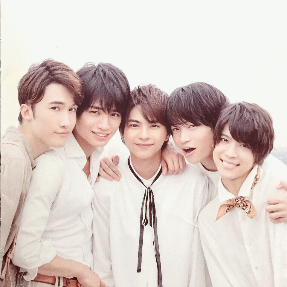 _kentotto_'s tweet photo. SexyZone シングル14作連続1位おめでとう✨🎉
ほんとに良かった😂 https://t.co/0Jbhuekgum