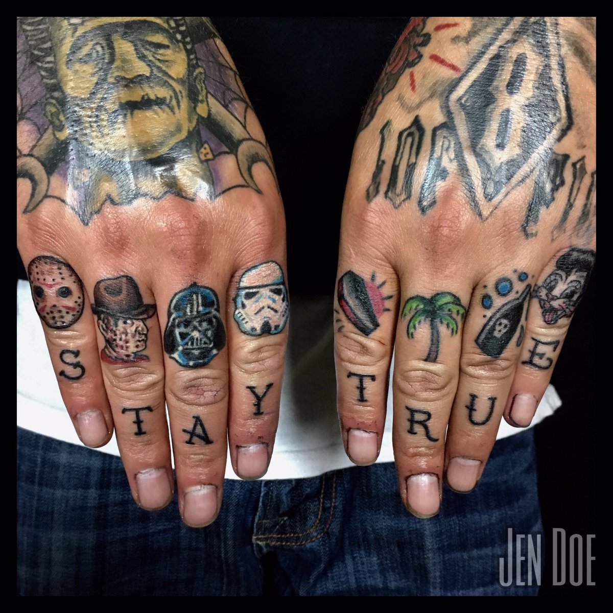 60+ Knuckle Tattoos Designs and Ideas from Celebrities, Personalities ...