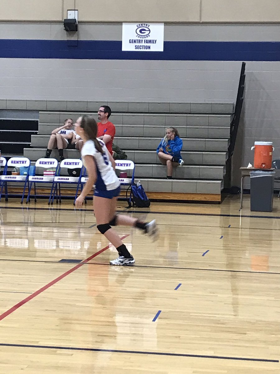 MrsAGalbreath's tweet photo. Just another night at @gentry_middle #8thgradegotthew #servepro #lostcellphonetoendthenight! https://t.co/vnSs46Fnt3