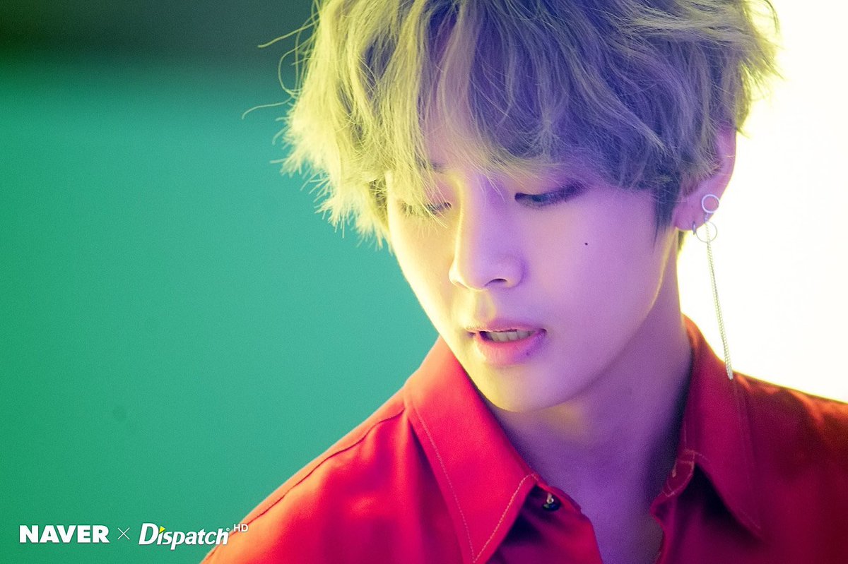 Taehyung Singapore On Twitter Naver X Dispatch Bts Dna Mv