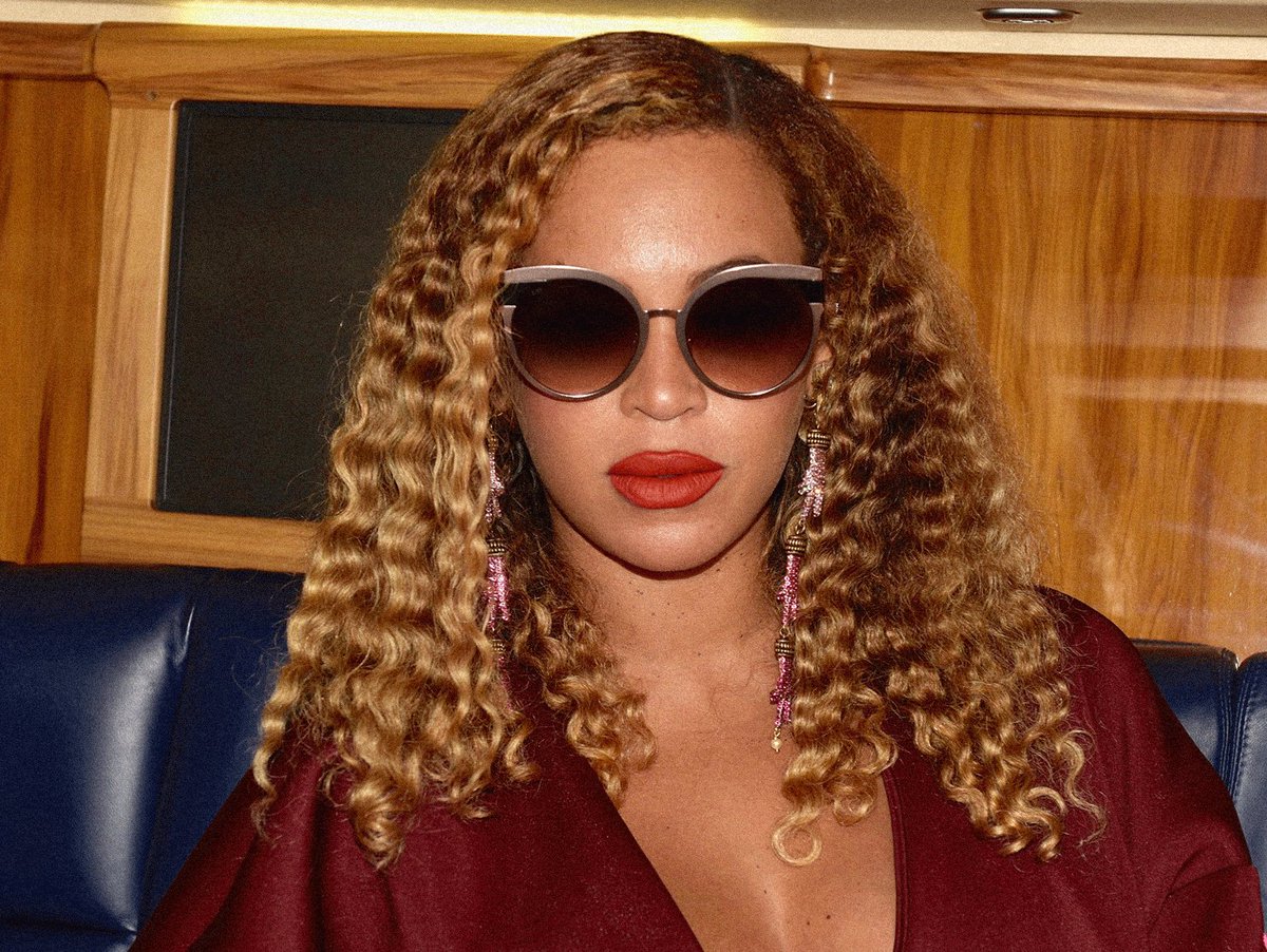 BeyLegion's tweet photo. 🕶️ https://t.co/8CyG2N3HiG