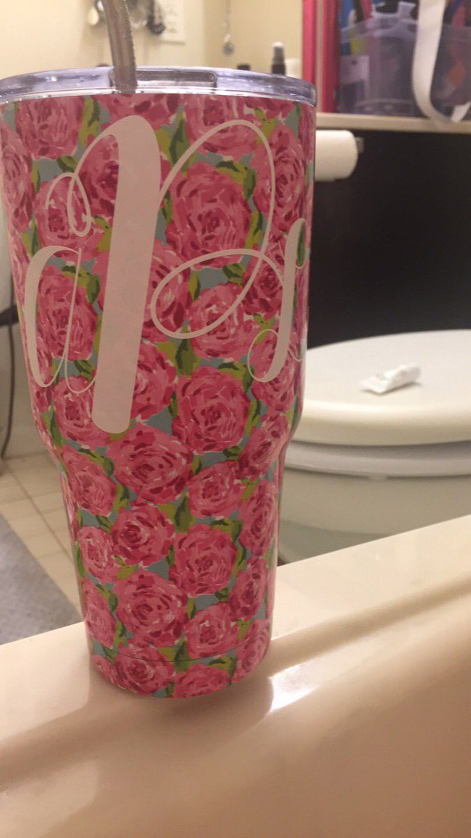 teacher_sass's tweet photo. In the bath with a Lush bath bomb, Origins mask on my face, drinking iced Chardonnay out of a monogrammed Lily Pulitzer Yeti. #thisisbasic #whitegirlstatus https://t.co/f2pXD8TvLu