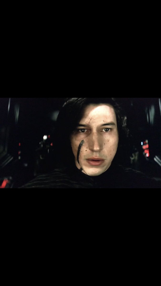 12DAYSTARWARS's tweet photo. RT IF YOU LOVED THE NEW TRAILER! #StarWars #TheLastJedi #TheLastJeditrailer https://t.co/SY82XnOhrK