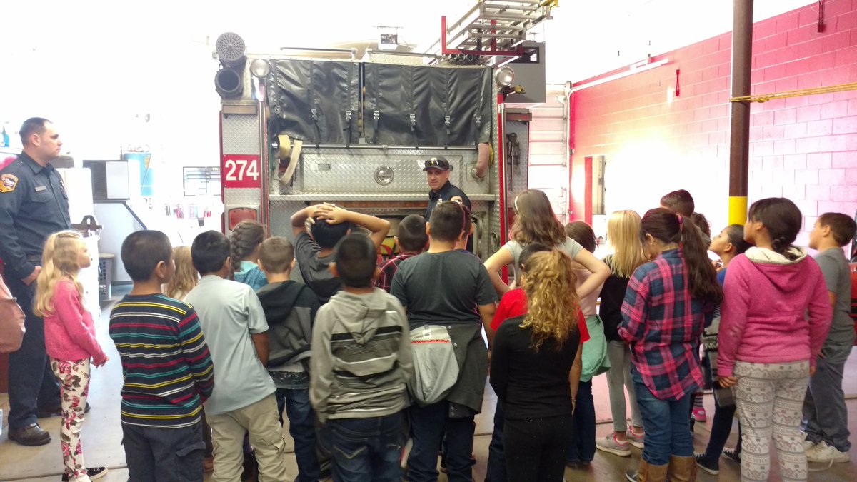 Mrs. Hunter tweet media