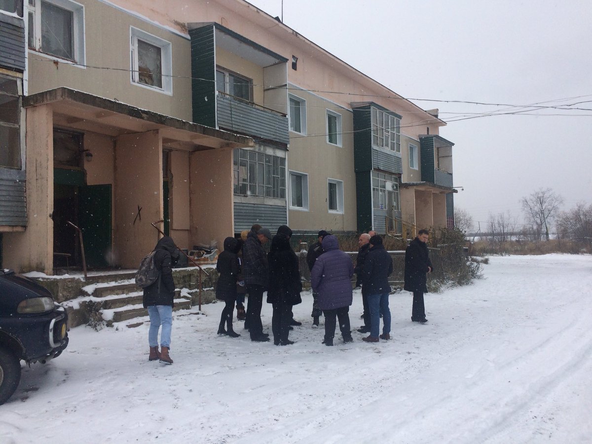 KIsaeva's tweet photo. В Балаганном устанавливают новые электрокотлы в жилых домах. Так будет теплее https://t.co/F1n2Q7bzzB