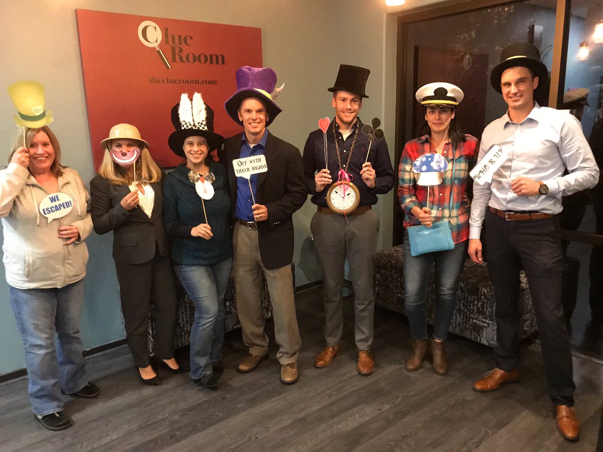 ford_erinn's tweet photo. Tonight we conquered the #clueroom with a little #creativity and a lot of #teamwork. #workhard #playhard https://t.co/VwoLl6YBkW