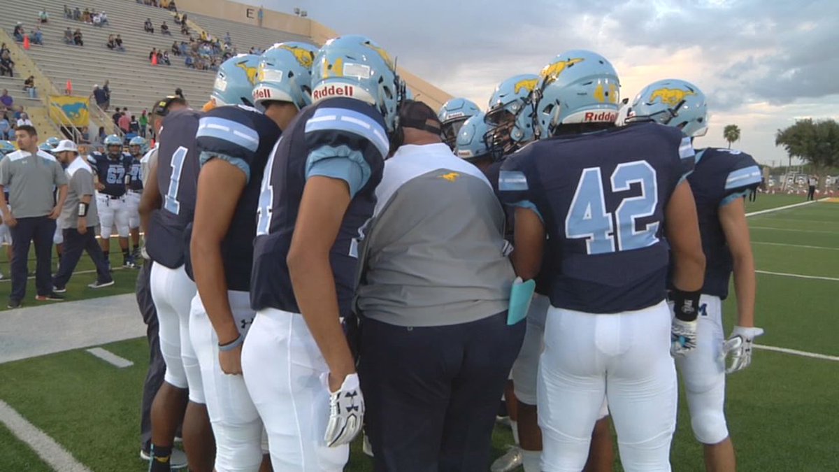 KRGV Sports (@krgvsports) on Twitter photo Our next First & Goal of the Week
McAllen vs McAllen Memorial
Who wins?
RT <a href="/mcmemfootball/">McAllen Memorial FB</a>
LIKE <a href="/FootballMchi/">McHI Football</a>
#KRGV #txhsfb #RGV Our next First & Goal of the Week
McAllen vs McAllen Memorial
Who wins?
RT <a href="/mcmemfootball/">McAllen Memorial FB</a>
LIKE <a href="/FootballMchi/">McHI Football</a>
#KRGV #txhsfb #RGV