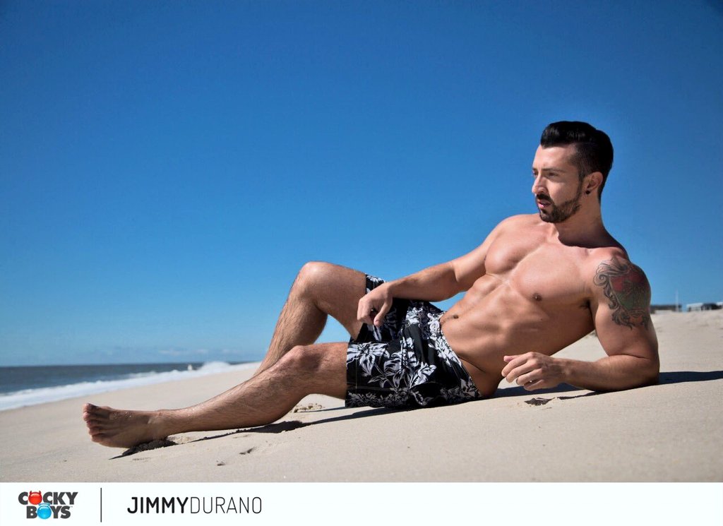 PORNSTAR_GAY_'s tweet photo. Ay que ricos descansos los de @JimmyDurano https://t.co/Z1kGMK1GEG