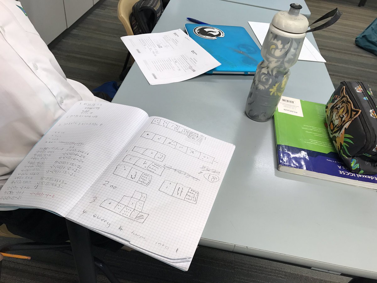 Wongstaa's tweet image. #GMW2017 Exploding dots in HK. This time doing it with no tech! I actually prefer it without!!!! #explodingdots @SISLearning @jamestanton