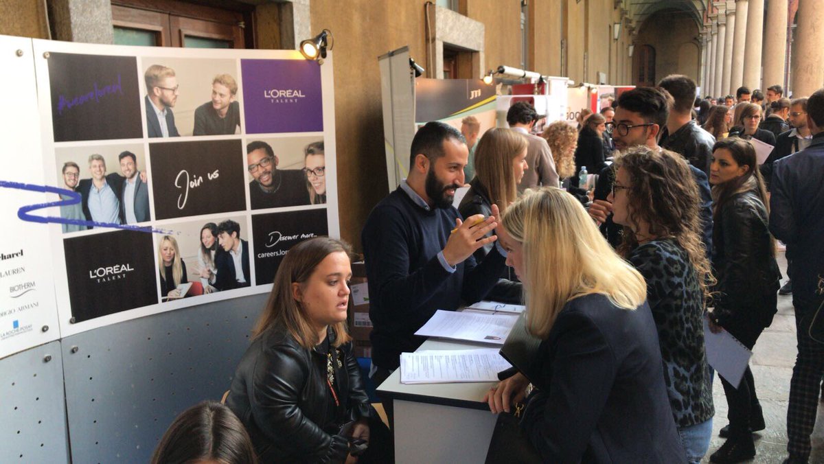 Il #Careerdaycatt <a href="/Unicatt/">Università Cattolica</a> Unicatt è arrivato! 100 stand tra aziende e studi legali per trovare l'opportunità di lavoro più giusta per te!