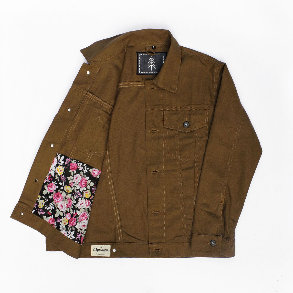MOUNTAIN MERCH tweet media
