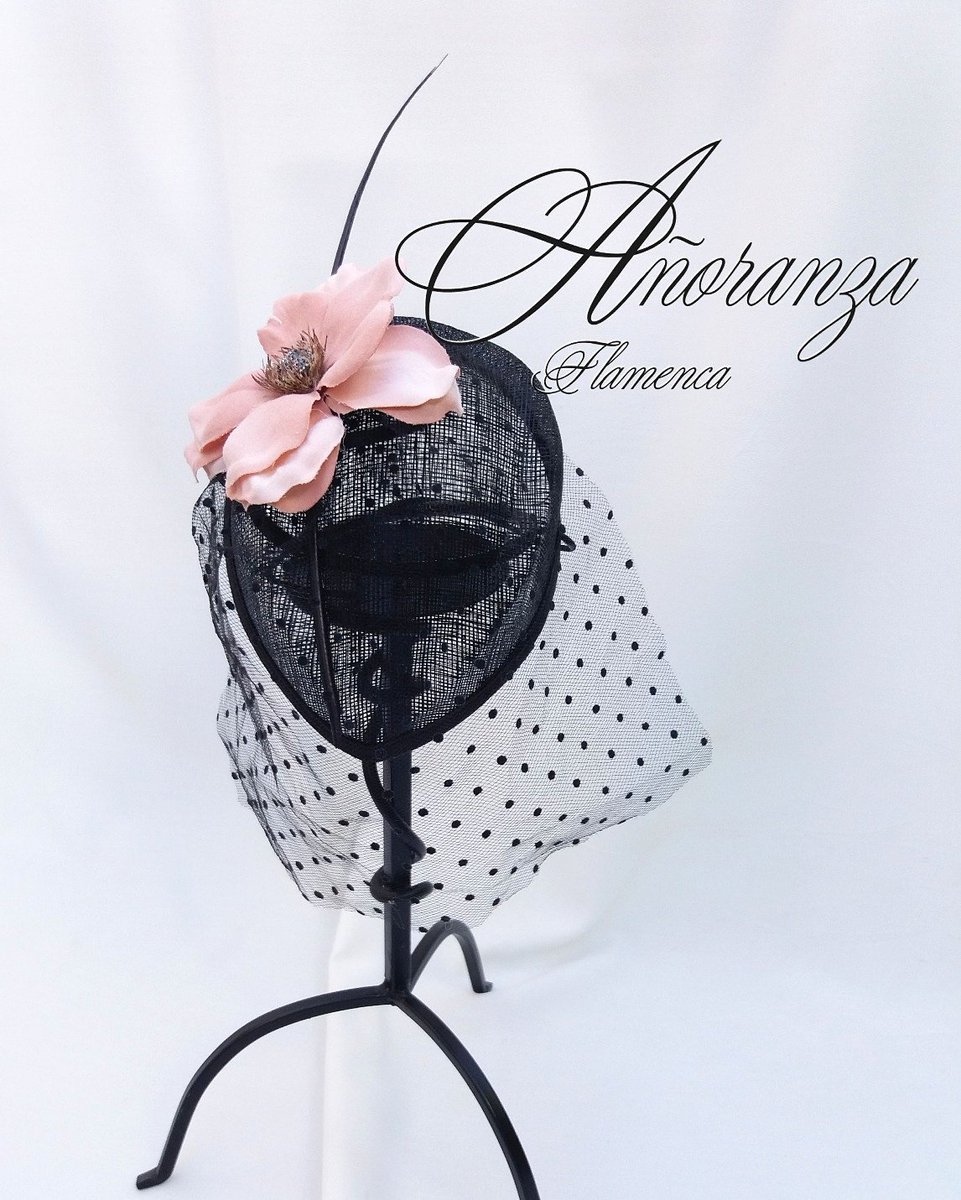 Otro encargo listo para lucirse!!🎉👏❤
<a href="/anoranza_flamen/">Añoranza Flamenca</a> <a href="/loretillaflores/">Flamencaenapuros</a> <a href="/maestriamoda/">MAESTRÍA</a> <a href="/INMA_BENICIO/">Inma Benicio</a> @makitalmagro