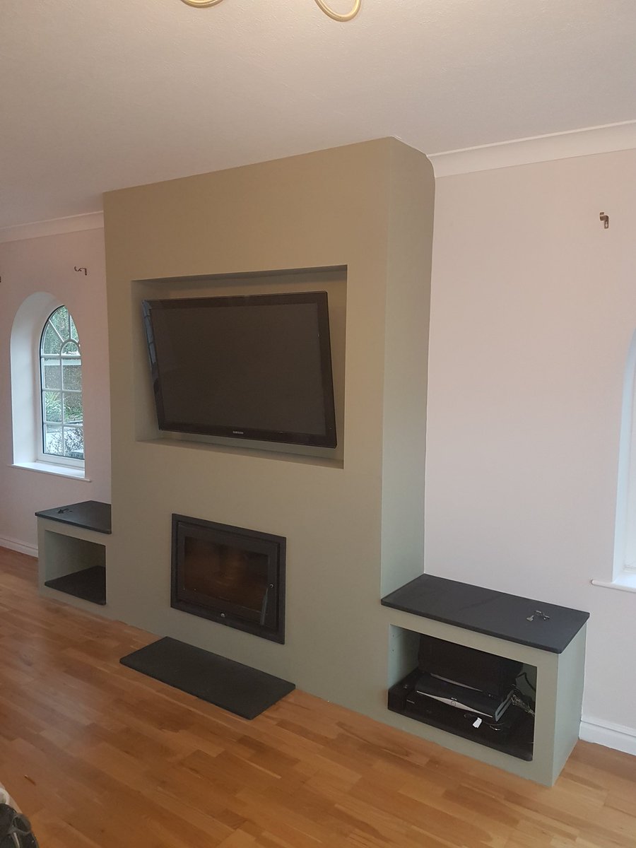 Williams_decor's tweet photo. Living room done in otley last week, all walls lined and painted with eggshell on woodwork. Using @DuluxDecCentre and @LittleGreene products https://t.co/d2wq9I9sd9