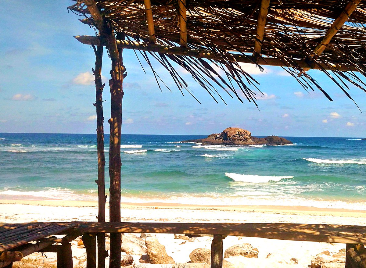 #CestEncoreLeteQuand tu te replonges dans tes photos de #vacances... 😭

<a href="/indtravel/">Ind Travel</a> #Indonesia