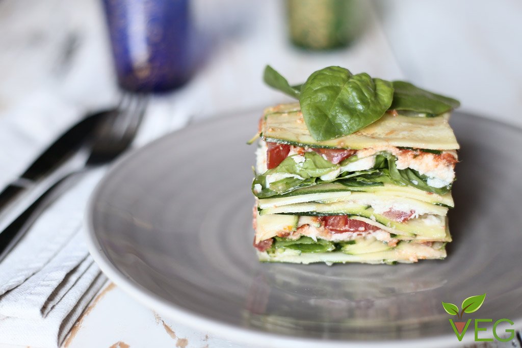 Lasagnetta crudista in arrivo! #ricetta #raw #vegan veganogourmand.it/ricetta/lasagn…