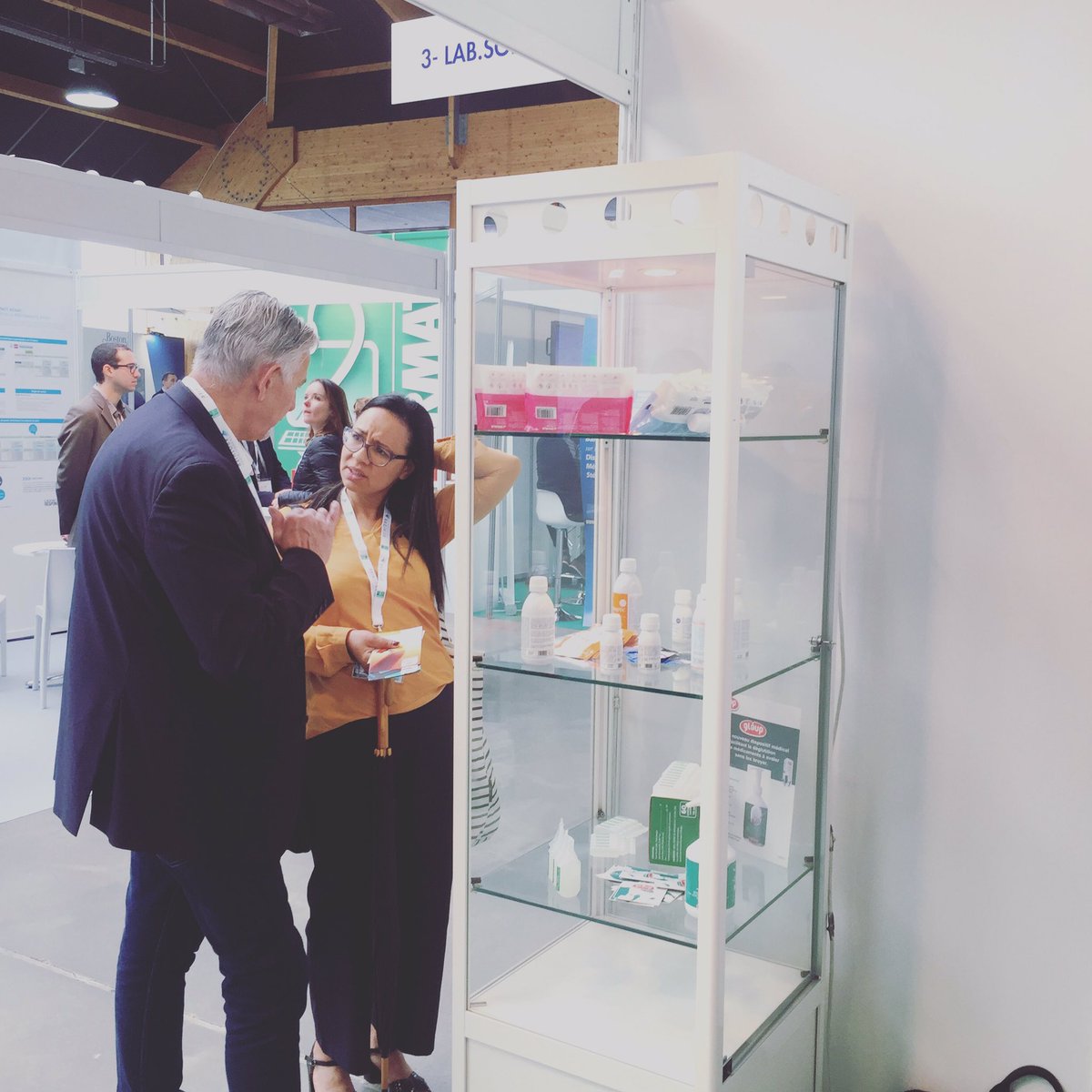 Thatiyana_'s tweet image. [⚫️ En direct] du salon @europharmat avec le Laboratoire du Solvirex. #SaintMalo #EuroPharmat #Solvirex