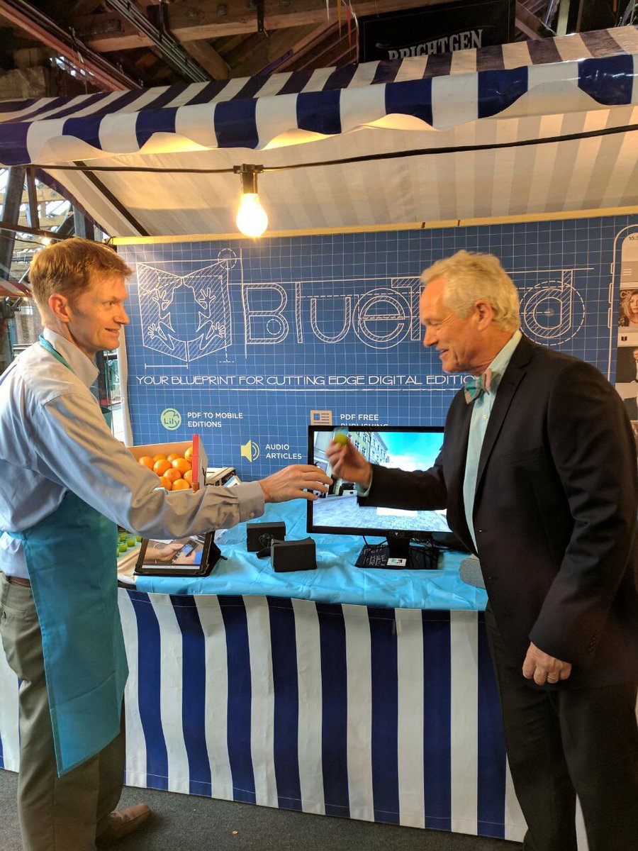 LesCsonge's tweet photo. Cointreau and Orange Shots at the https://t.co/UXQyZ11LLV Stall #FIPPCongress #FIPPWorld ;-) https://t.co/44lwIyeDKr