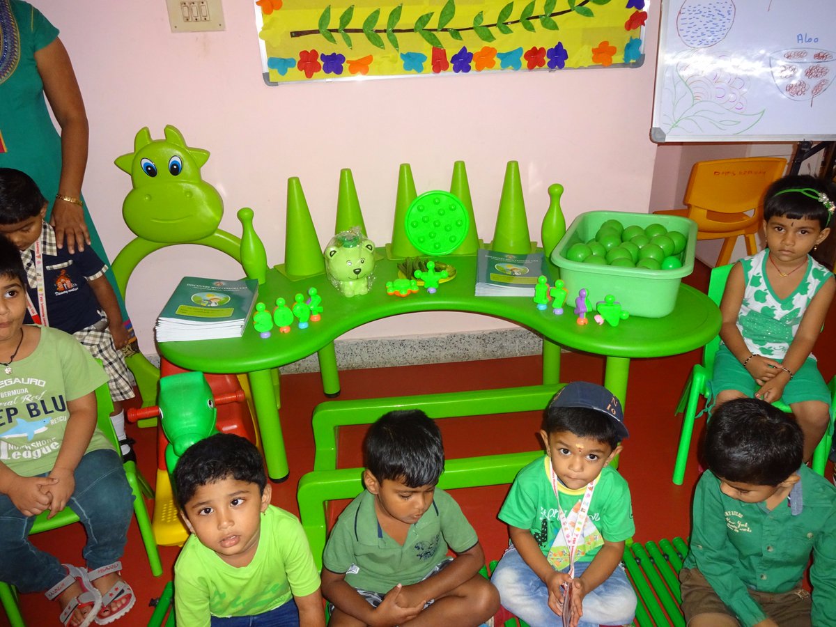DMPSKRPuram's tweet photo. #DMPS #Discovery #Montessori #preschool American Preschool at K R Puram, #Karnataka Green Bloom Day https://t.co/crHjhCdRvT