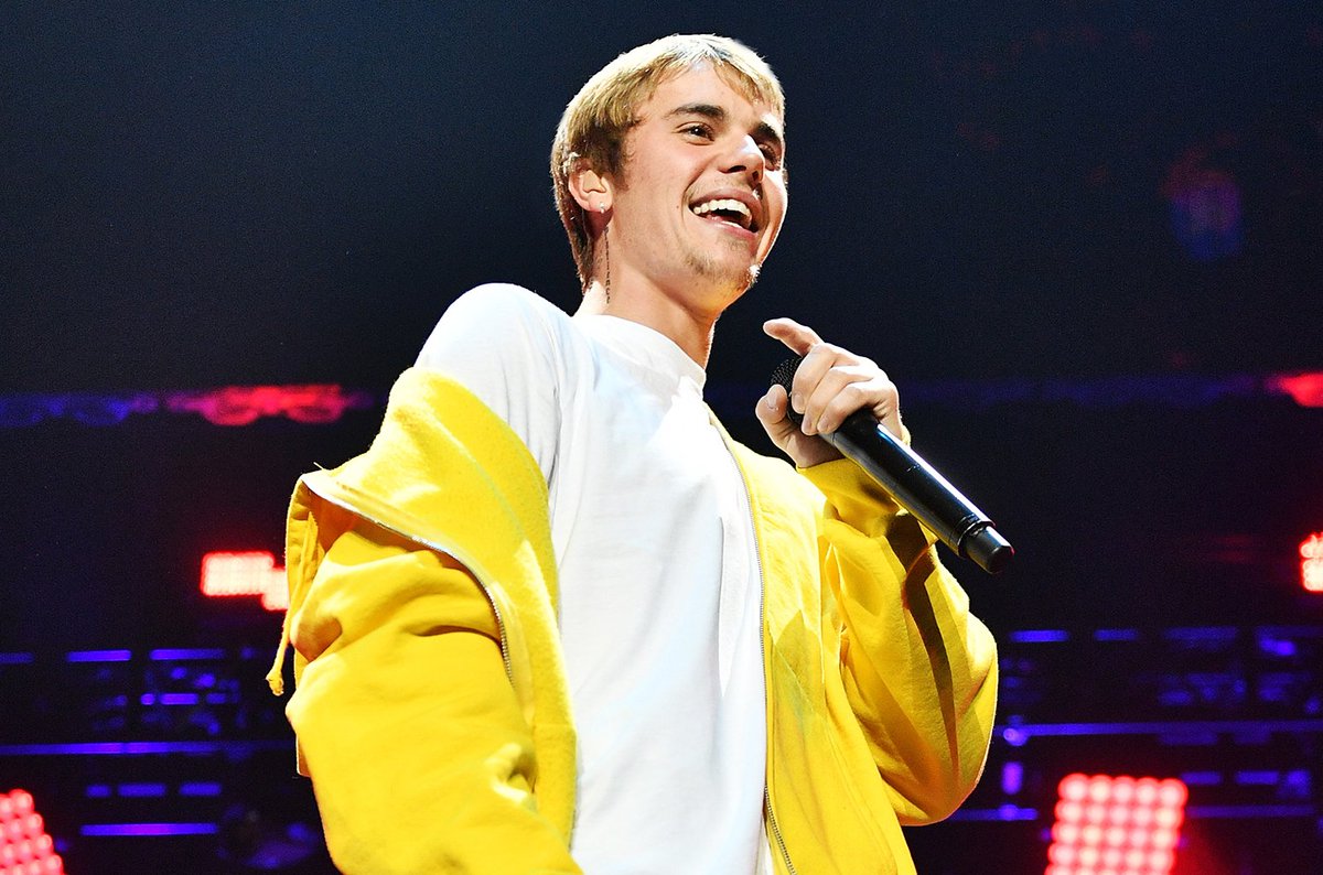 justinpage_page's tweet photo. Tomemos un momento para admirar esa hermosa sonrisa. Justin concedenos el honor de seguir bendiciendonos con esa sonrisa
#MPN #ImTheOneClipe https://t.co/butu6CFZRy