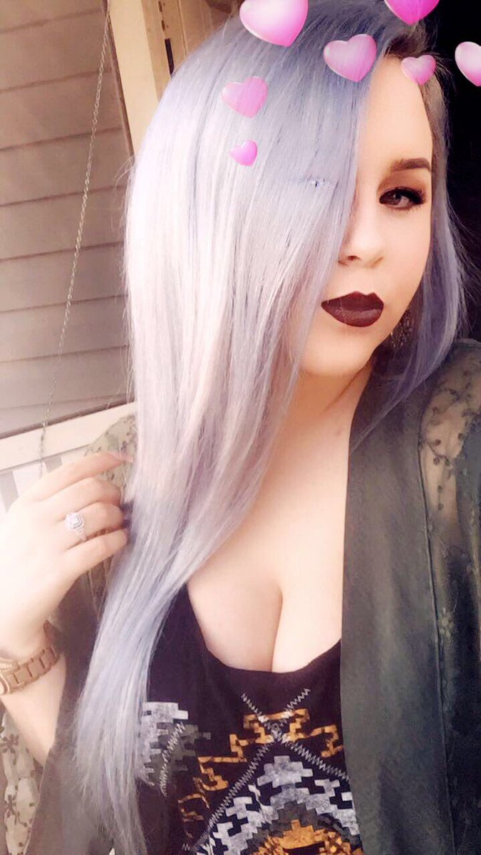 StormieTheMom's tweet photo. I did a thing 🌪🖤🦈
#SteelGray #SharkBlue https://t.co/Zc1shepIRB