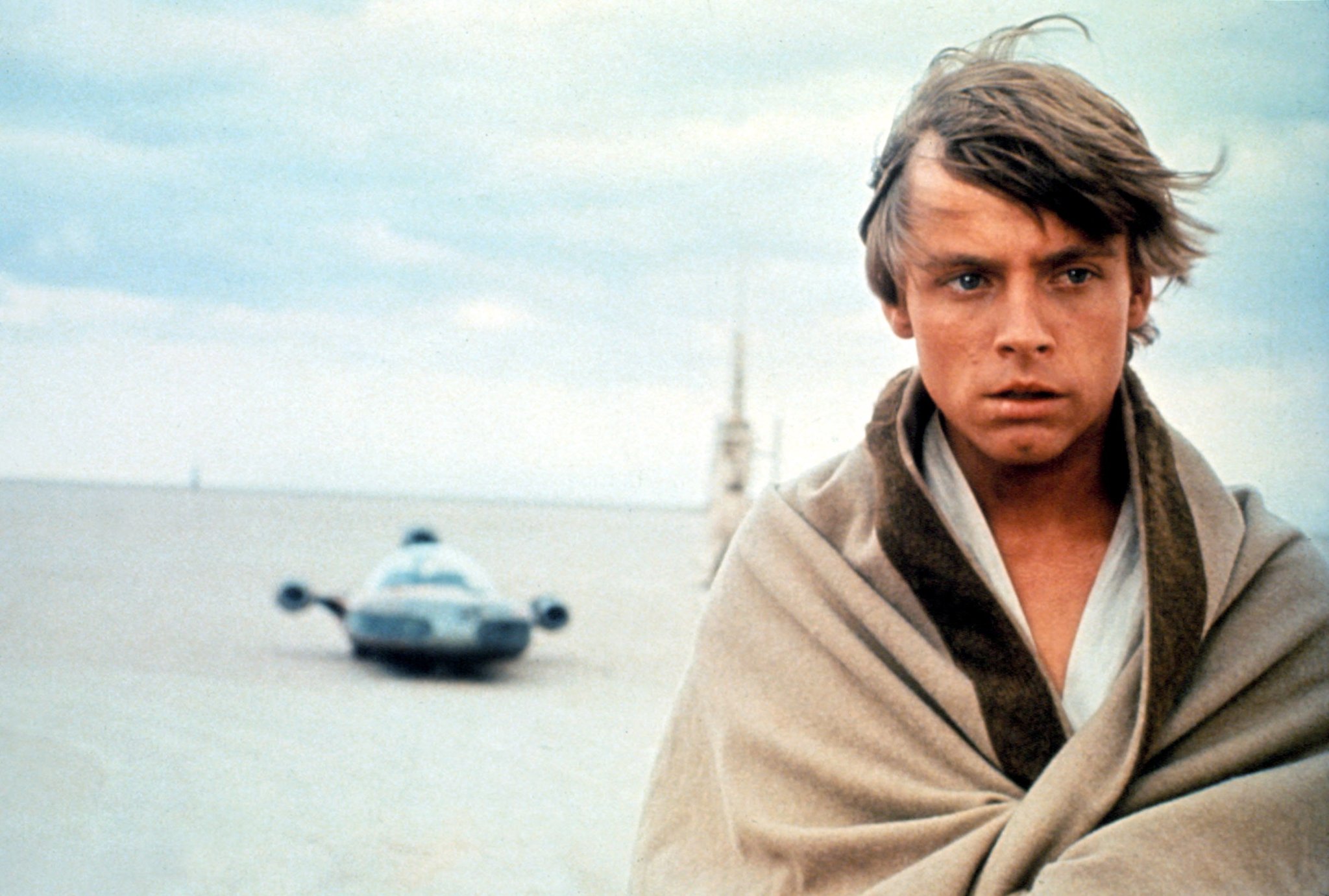 踏まれルーちゃん 俳優マークハミル ルーク スカイウォーカー役 オリジナルスターウォーズで１９７７年 俺生まれた年 彼２６歳だった 現在２０１７年 最後のジェダイ で６６歳だ 老けたなー 当たり前 T Co Mpatvlaod6 Twitter