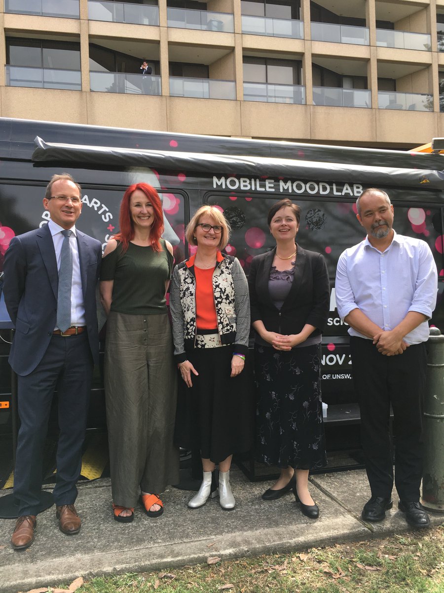 thebiganxiety's tweet photo. #MobileMoodLab at NSW Parliament 4 Mental Health Day. Great event w @GladysB @TanyaDaviesMP @CatherineLourey @peterkinderman @UNSW @MHCNSW https://t.co/aK9I2jWeb7