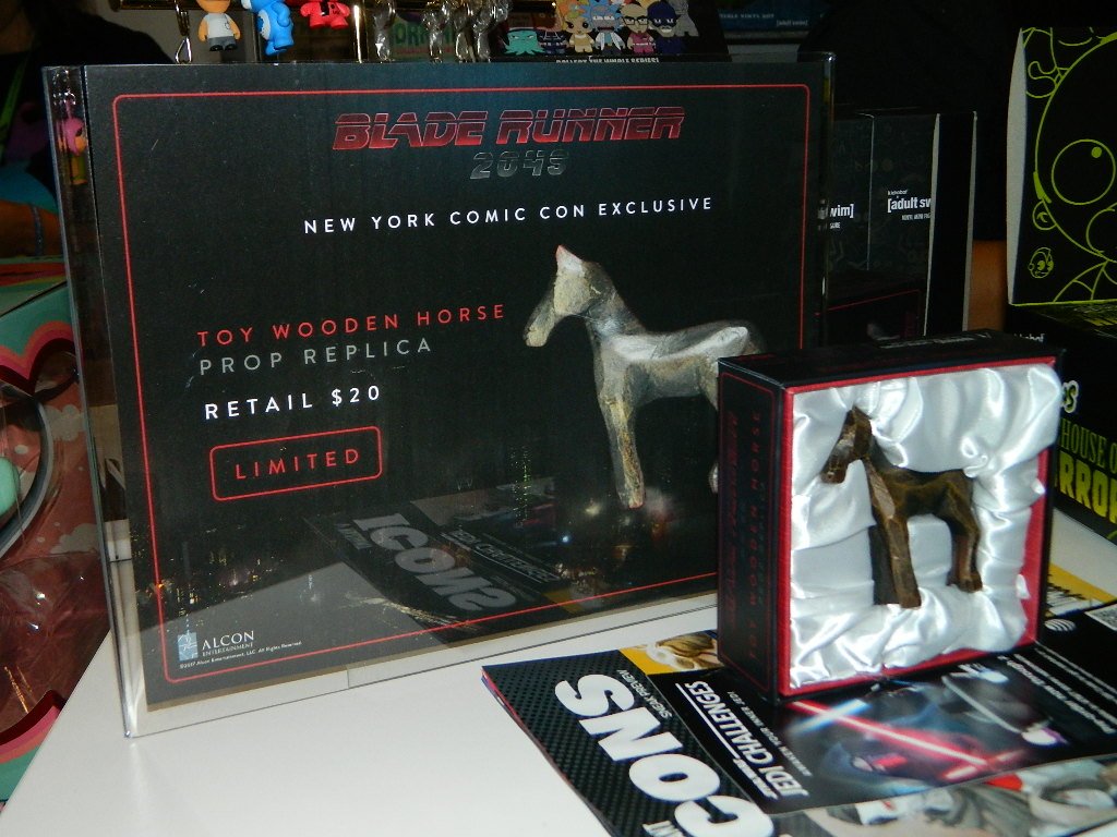NECA/ネカ ブレードランナー2049 プロップ レプリカ 木馬 TOY NECA/ネカ ブレードランナー2049 プロップ レプリカ 木馬 TOY