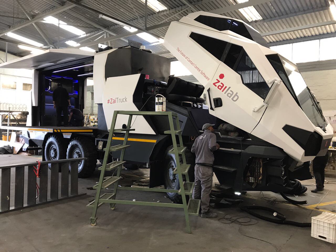 Droid on Twitter: "Found some pics online…