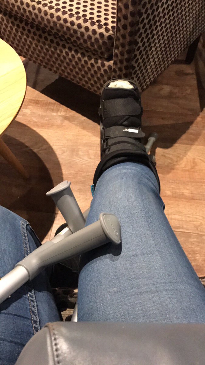 cinners_'s tweet image. 😢