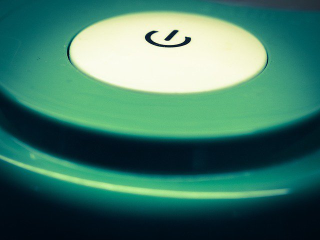 ecolozen_com's tweet photo. Nouvel article : Eteindre (automatiquement) ses appareils en veille https://t.co/btk8pCZIIv https://t.co/3ZHIHHtkq0