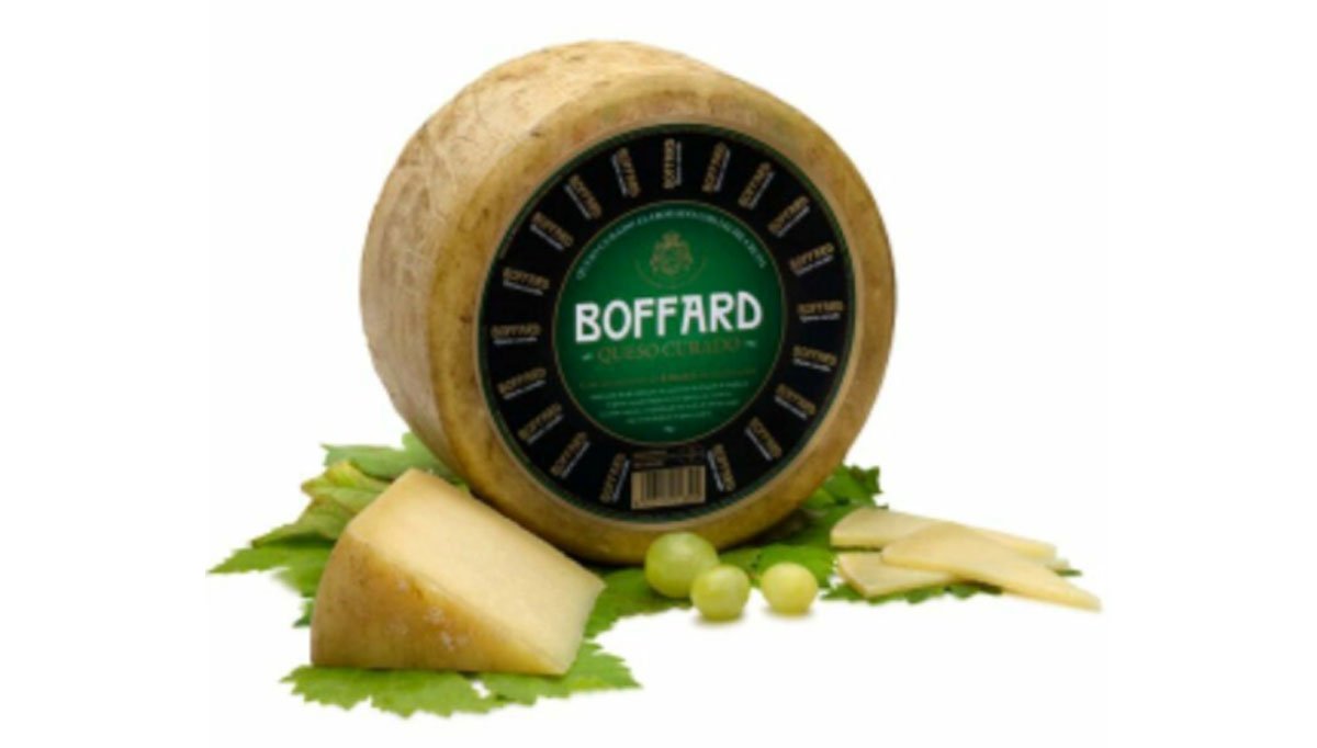 premioscom's tweet image. Prueba este delicioso queso Boffard de 3kg valorado en 50€. ¿Lo quieres? #Sorteo 👉 goo.gl/s2GwJ4 👈