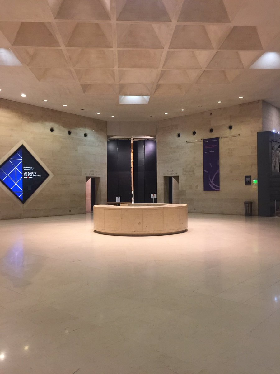 Bienvenue à tous au #WatsonSummitFR! C'est parti pour une journée intense! Retrouvez le live ibm.biz/liveWSP