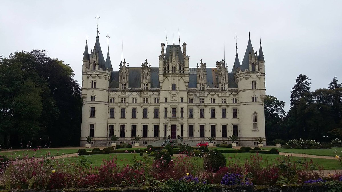 MyLoireValley's tweet photo. Le Château de Challain-la-Potherie, superbe monument angevin par Grégory Calemme - #ValdeLoire #Anjou #Jaimelanjou #Challain https://t.co/XKp4KsPAzk