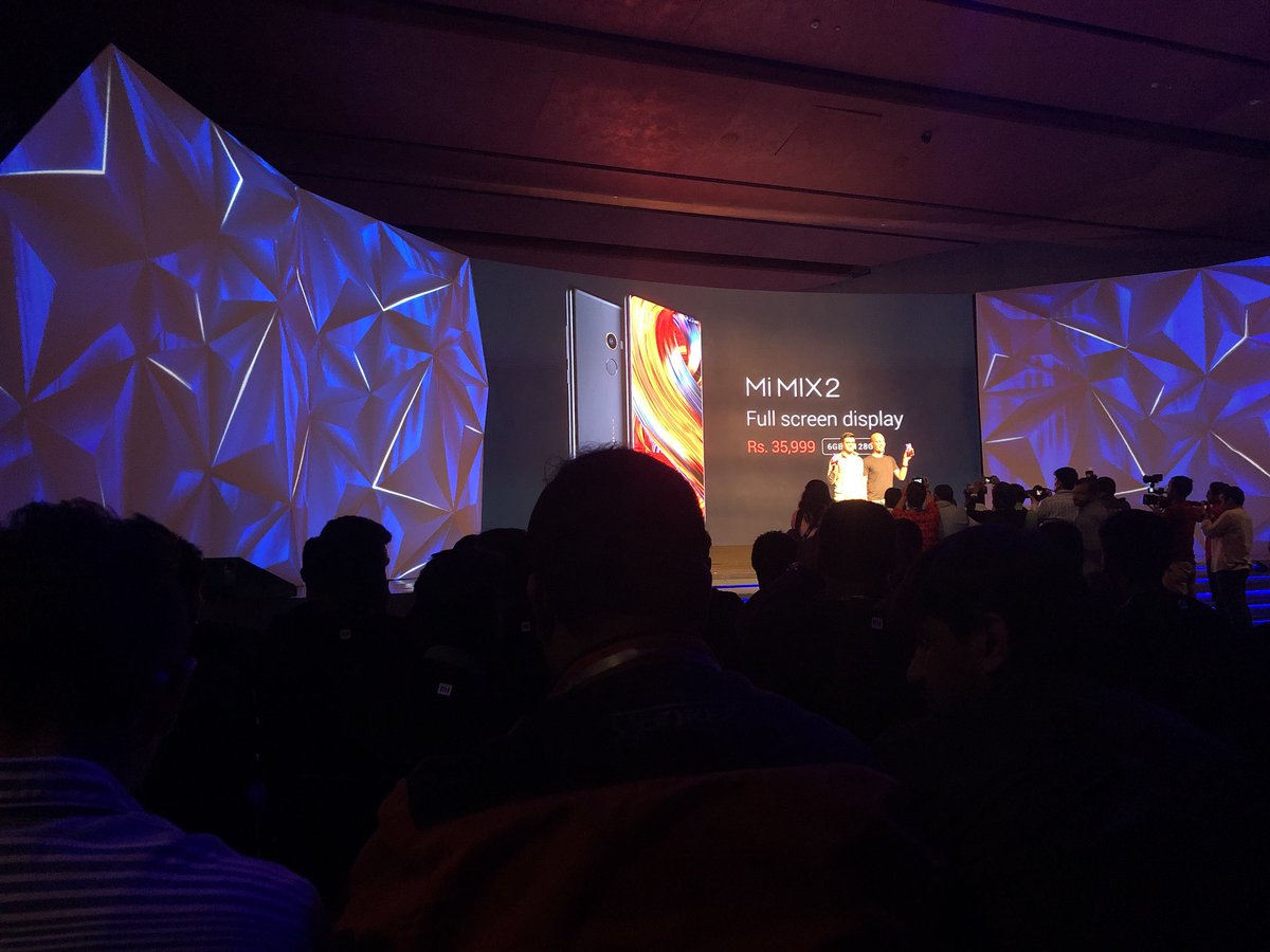 trailinglights's tweet photo. #XiaomiMiMix2 launched in Delhi, available at Flipkart from first week of November. https://t.co/g6lnnrvWDR