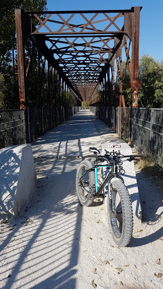 agrberty's tweet photo. Otra buena mañana de pedaleo 32km con la #fatbike.
#headbike #headrandall #mtb #onealmtb #mtb #randall https://t.co/l46qfLwwNd