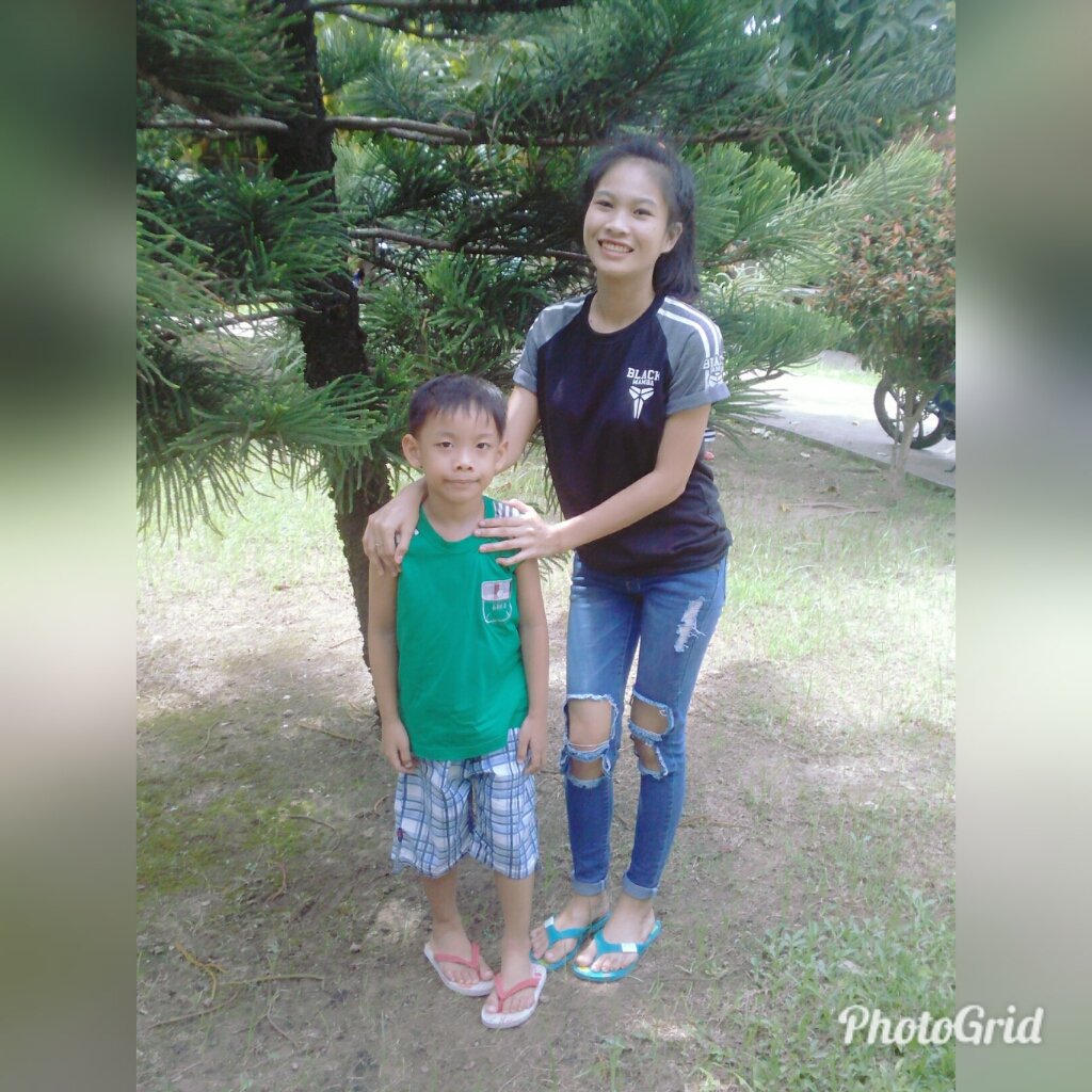 TanMaetan's tweet photo. With him Genald💋 https://t.co/oE4S2il5GZ