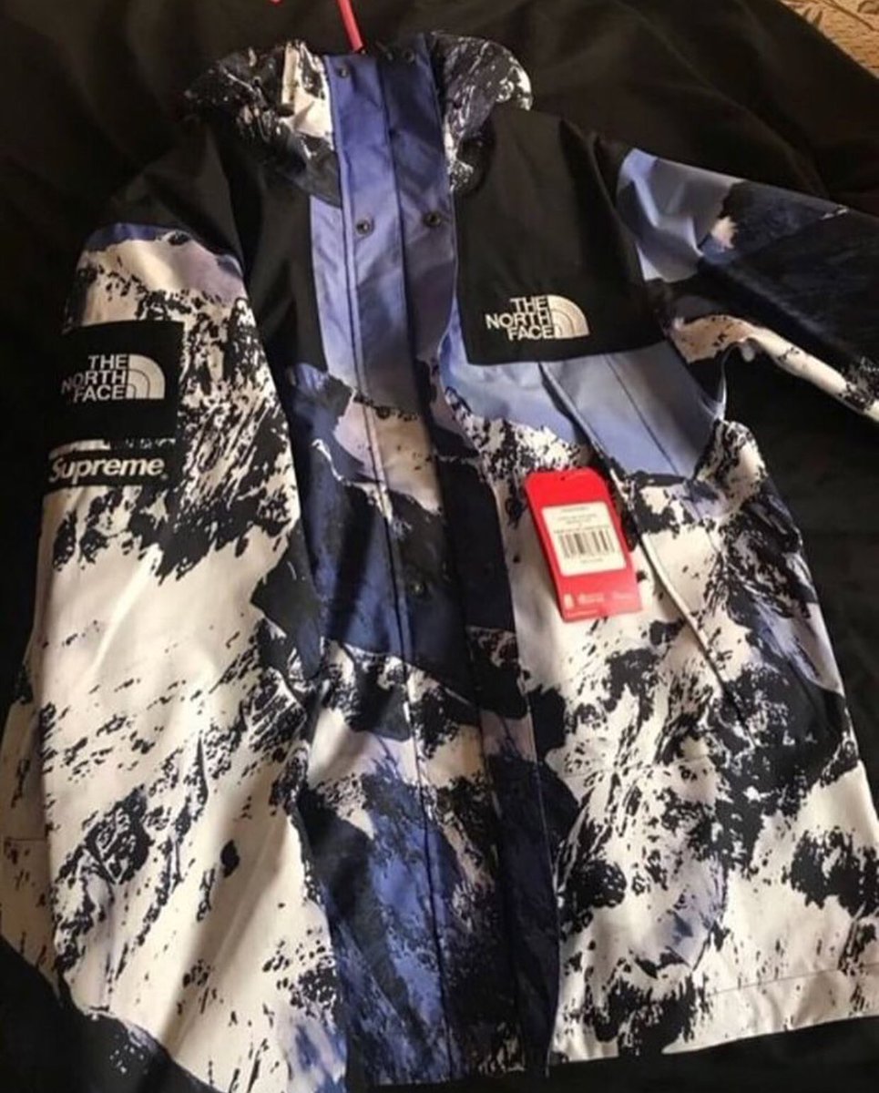 Supreme France tweet media