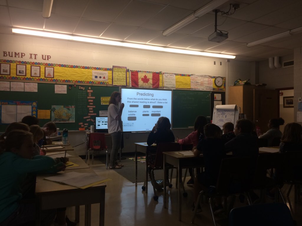 Mr_H_Teacher's tweet image. Enjoying a great morning with @mrsmilne23 class @ #ThamesfordPS. A fantastic #predicting activity before Science. #ActivatingPriorKnowledge