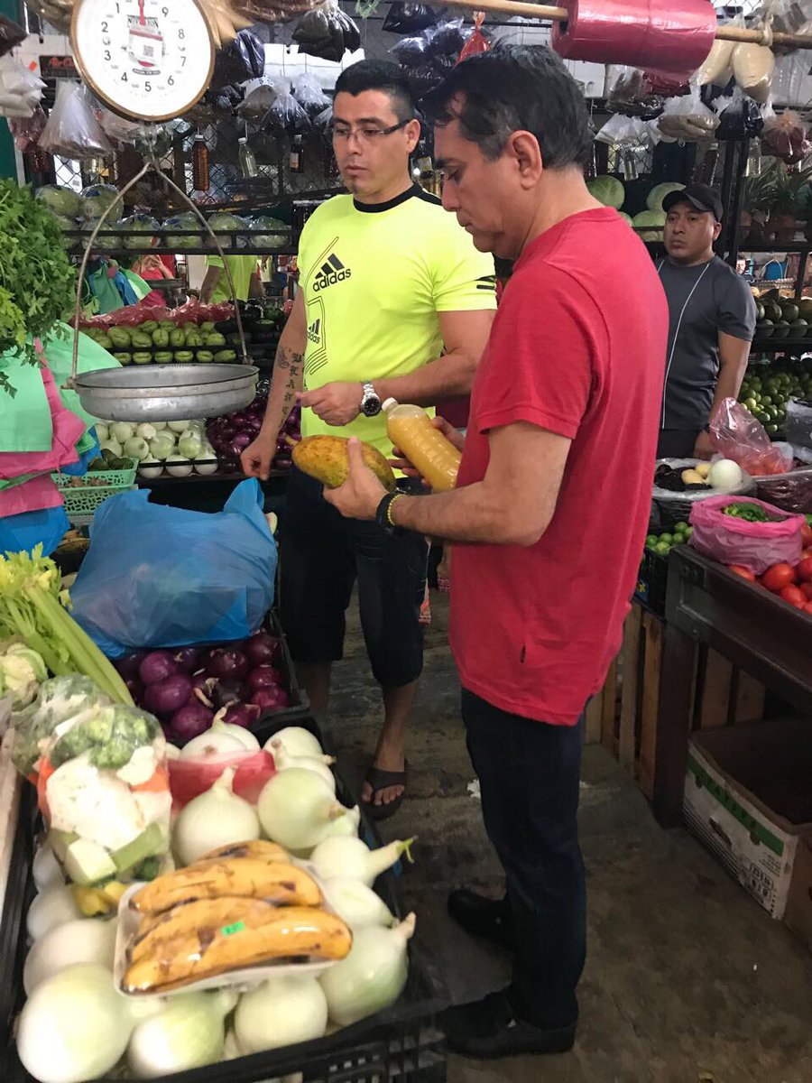 MiguelRamonSII's tweet photo. Impulsar la economía local y el autoconsumo, demostramos lo mucho que queremos a nuestro #QuintanaRoo ¡A desayunar con #AguacateMantequilla! https://t.co/NdnrY57ylF