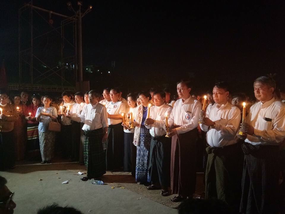 MrMaungKoThet's tweet photo. Mandalay: Inter-Religious Gathering for Prayers for Peace in #Rakhine #Myanmar
Burmese People are living with Harmony &amp; Peace for very long. https://t.co/aMDPlKRIS8