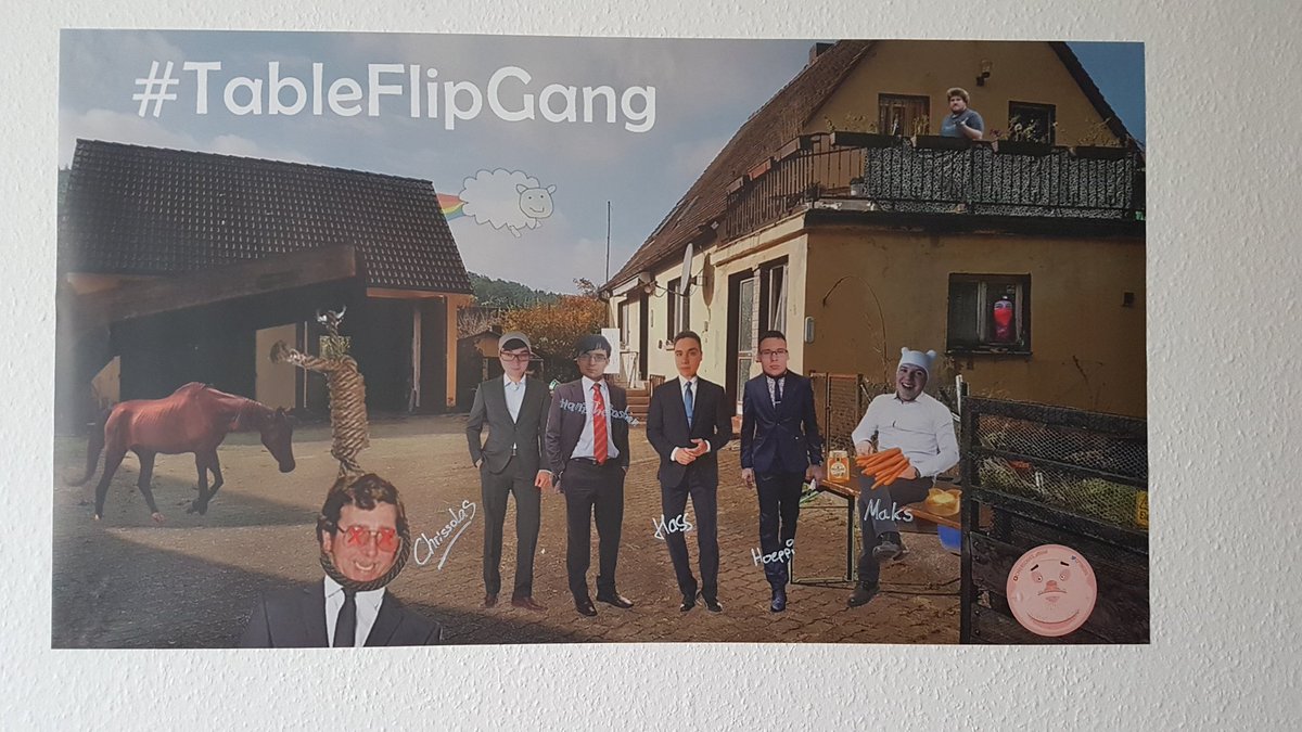 HassStrikesBack's tweet photo. Vorbereitung für #TableFlipGang Meetup/Spieleabend laufen. Memewand nimmt Gestalt an https://t.co/WE8FASJryl