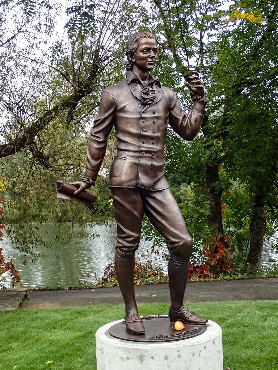 Strassacker1919's tweet image. Denkmal aus Bronze für den Dichter »Friedrich Hölderlin« 🧐 bit.ly/2xtlKxH
#strassacker #Hoelderlin #bronze #art #bronzeskulptur