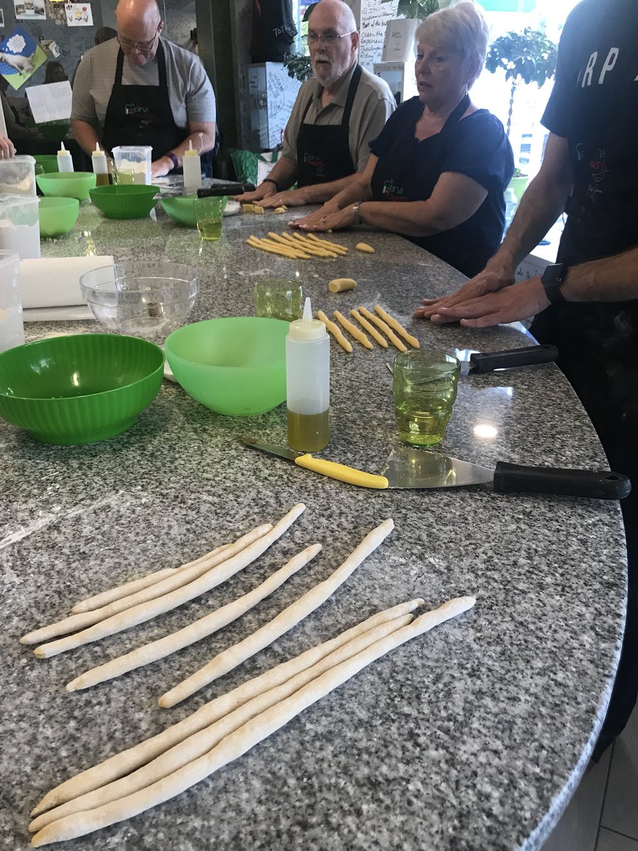 heleneinbetween's tweet photo. Look at me go! Already finished rolling my gnocchi! Meanwhile @LandLopers is still rolling π #cookingwars #MonogramsInsider https://t.co/ycC8lc7tSj