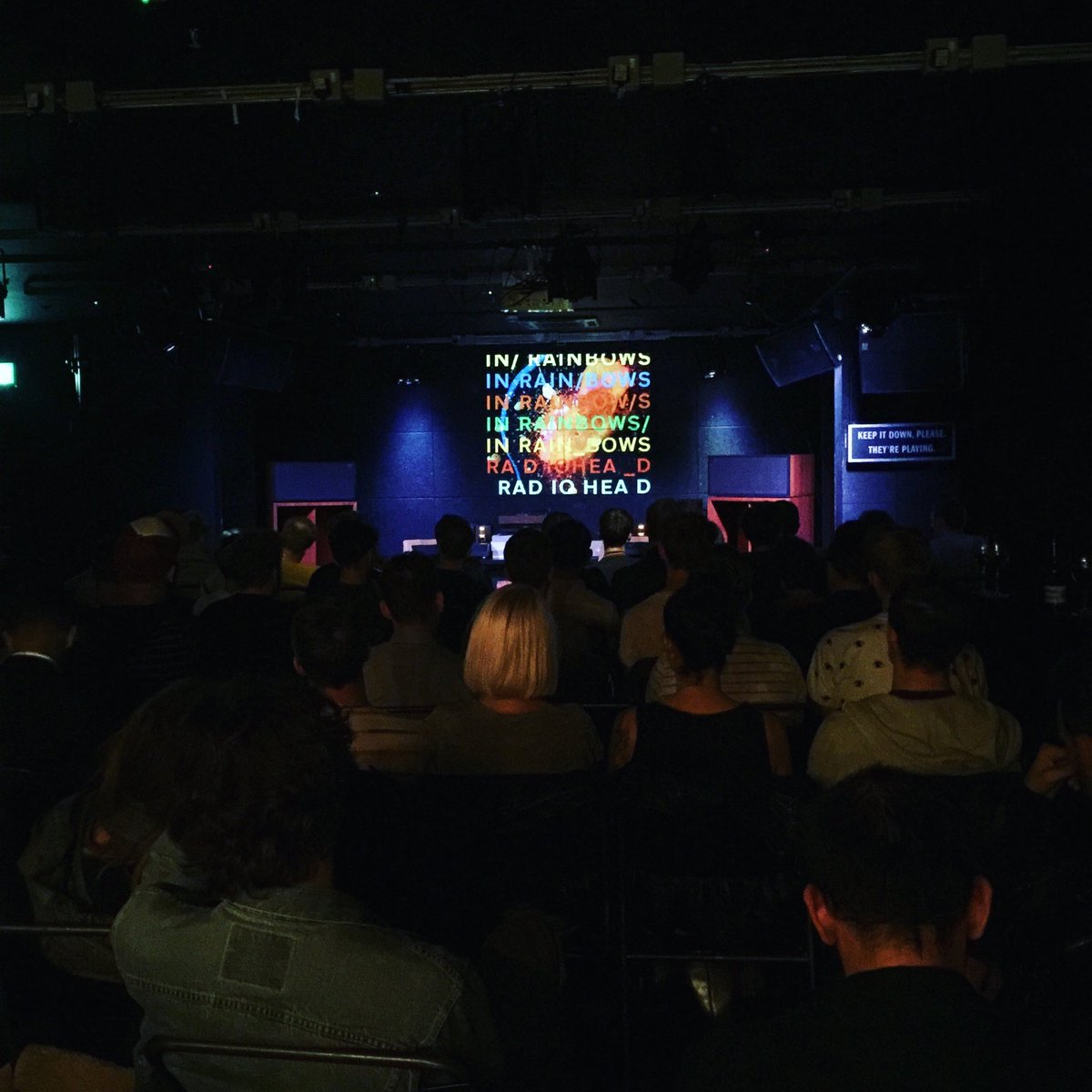 ClassicAlbumSun's tweet photo. #AudioNoteUK valves glowing &amp; @KlipschAudio La Scala horns emoting @radiohead 'In Rainbows' &amp; we listened in Silence https://t.co/5h5keCxKV6