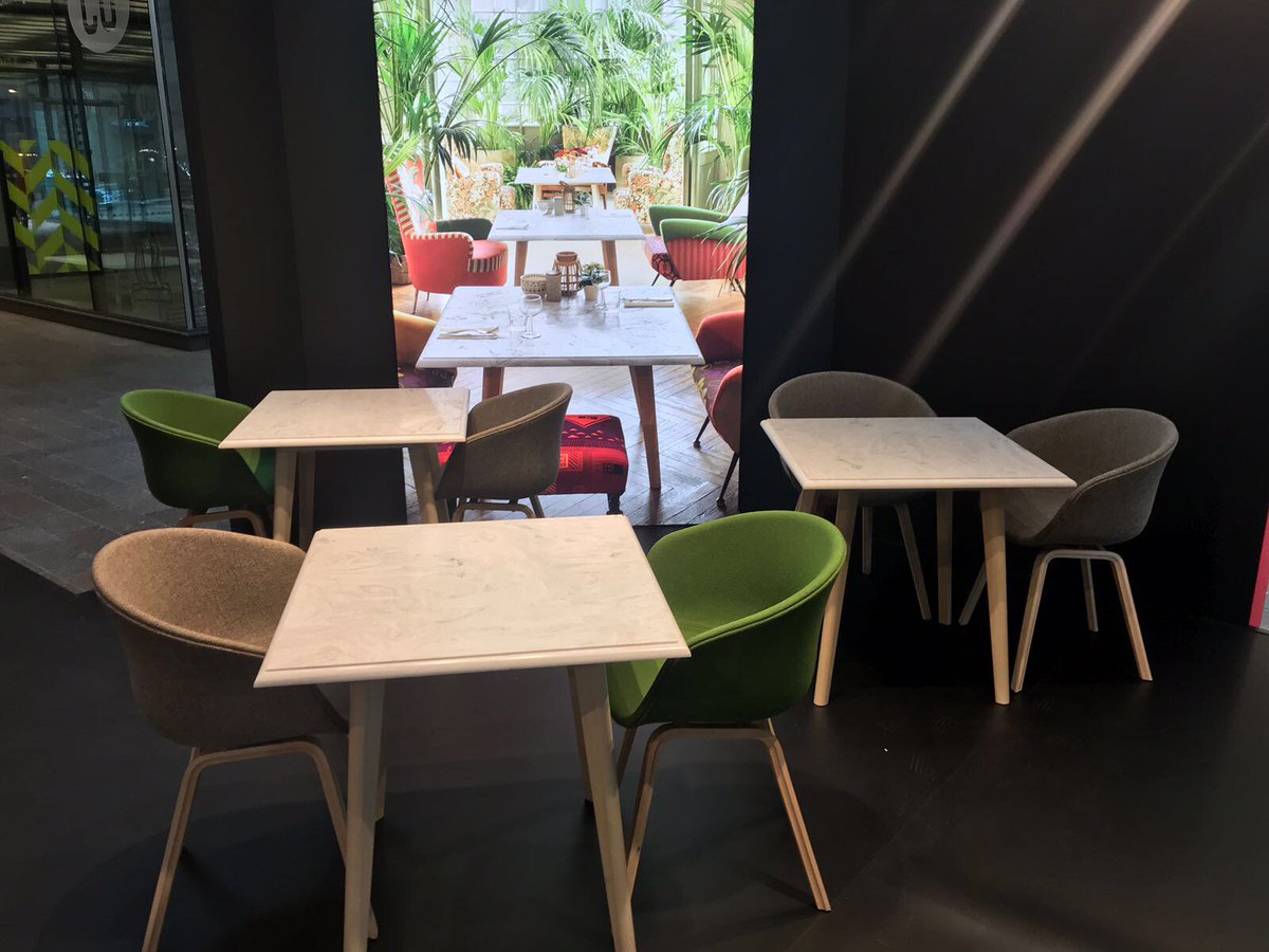 westwoodfabs's tweet image. #corian #coffeetables for Corian stand at #designjunction the perfect look for any contemporary dining/meeting space. Material and design from @coriandesign and manufacture by Westwood @cdukltd #interiordesign @_designjunction